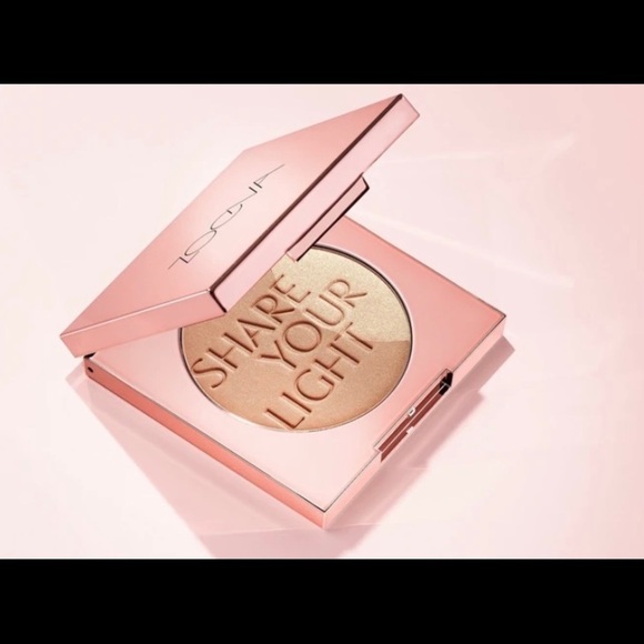 Zoeva Radiant Bronzer-Highlighter- Lumi 0.4. - Picture 8 of 11